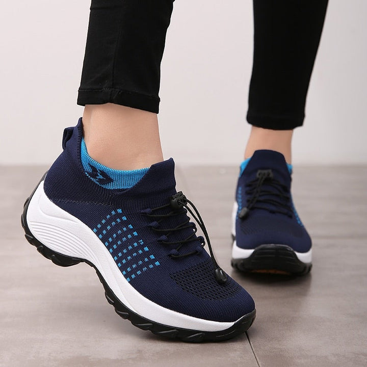 COMFOSTRIDE | EVERYDAY SNEAKERS FOR HAPPY FEET