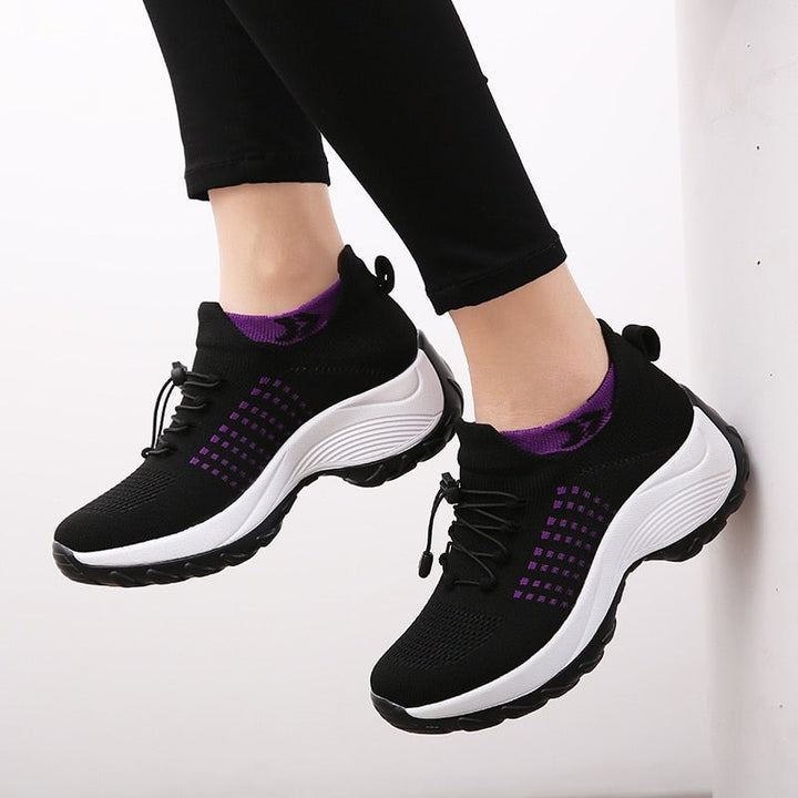COMFOSTRIDE | EVERYDAY SNEAKERS FOR HAPPY FEET